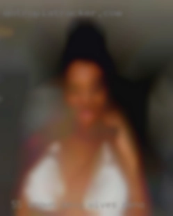 5'5 brown hair brown sexy wives Reno  eyes.
